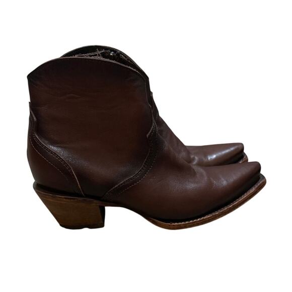 Silverton Patty All Leather Snip Toe Short Boots (Chocolate) Size 8.5 - Picture 2 of 10